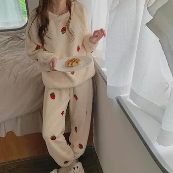 Maasika Naiste Pidžaama Komplekt Talvel Sleepwear Fliis Pant Kodu Sobiks Velvet 2 Tk Kohev Korea Armas Piiama Soe Õhtul Kandma